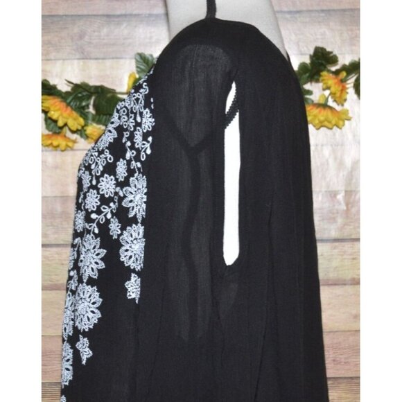 Catherines Black Tunic Top Plus Size 3X White Floral Print Open Shoulder Blouse - Picture 6 of 10